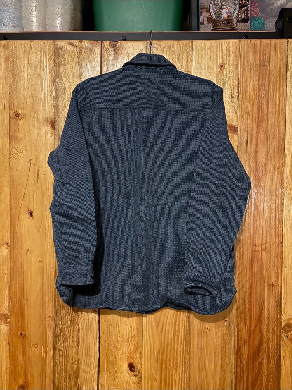 Carhartt Women’s Blue Button-Up Heavy Workshirt Large - Picture 2 of 3